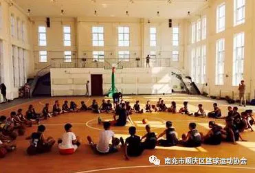 为什么现代篮球训练趋势强调技术与体能结合_1